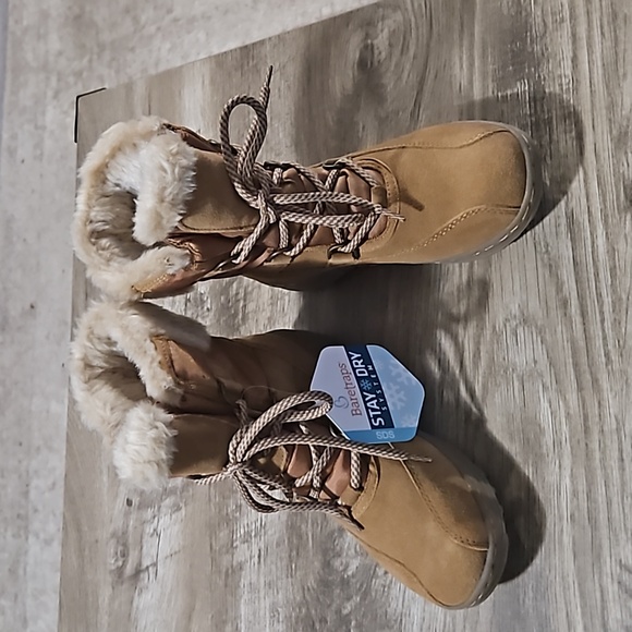 BARETRAPS AERO LEATHER   ANKLE BOOTS 5M - Picture 1 of 9